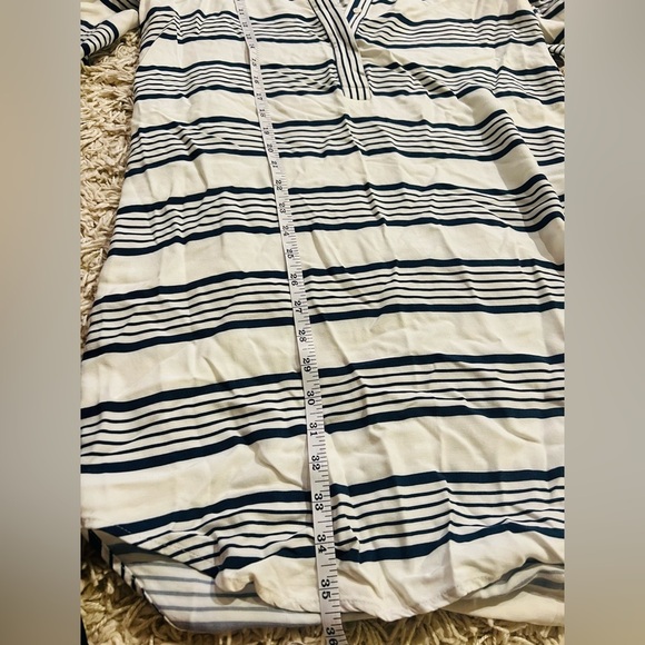 Vince Camuto blouse dress size medium - Picture 7 of 7